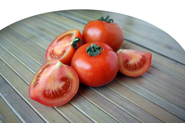 manfaatnya tomat